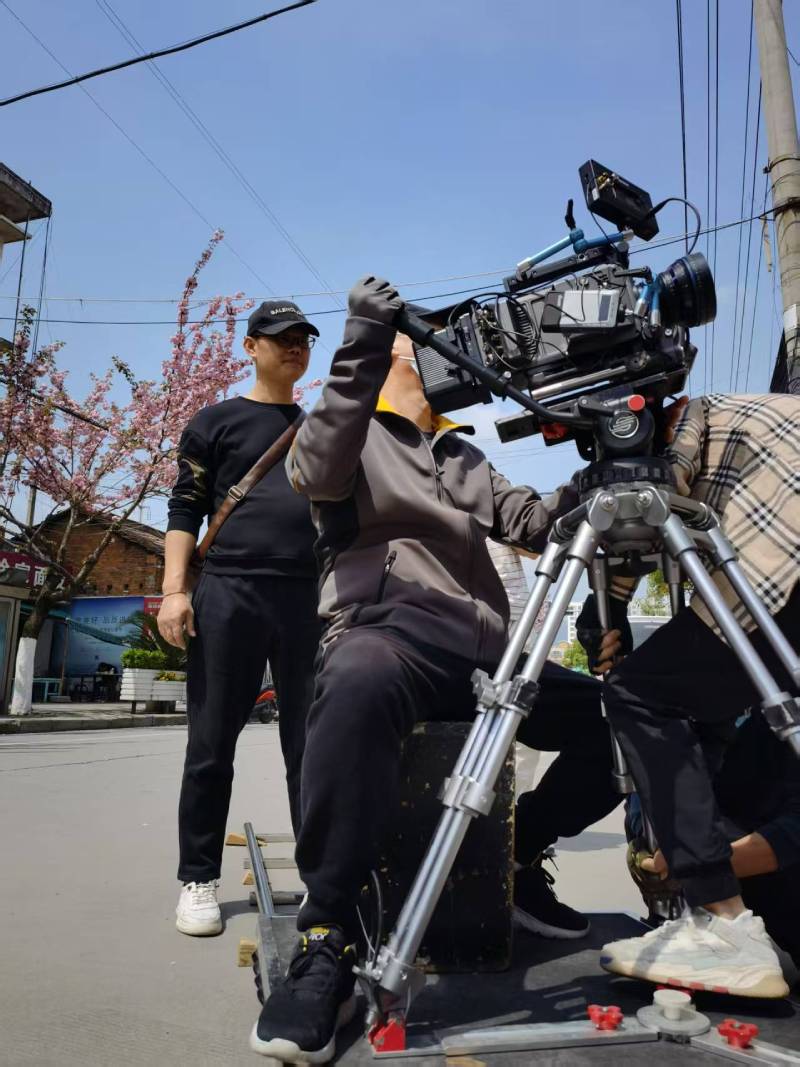 静安区广告片拍摄：快消品牌爆款之选，网感内容适配社媒传播！