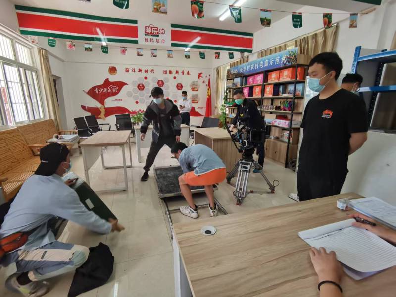 静安区广告片拍摄公司：极简主义践行者，少即是多的视觉哲学
