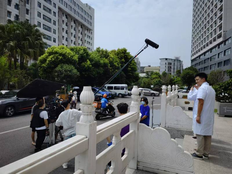 静安区广告片拍摄公司低成本实现高规格制作的诀窍